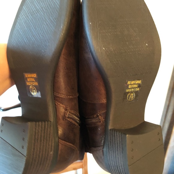 …..SALE….Lace up boots - Picture 6 of 6